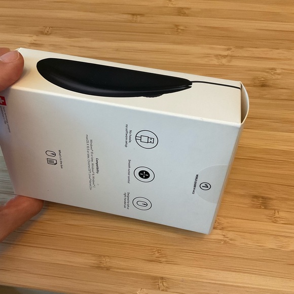 Logitech B100 Corded Mouse - NEW - Picture 2 of 3